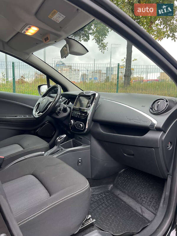 Хэтчбек Renault Zoe 2018 в Киеве фото 16 Хэтчбек Renault Zoe 2018 в Киеве