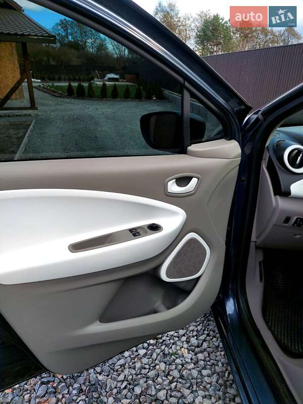 Хетчбек Renault Zoe 2017 в Львові