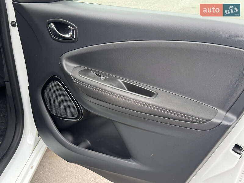 Хэтчбек Renault Zoe 2018 в Кременчуге фото 22 Хэтчбек Renault Zoe 2018 в Кременчуге