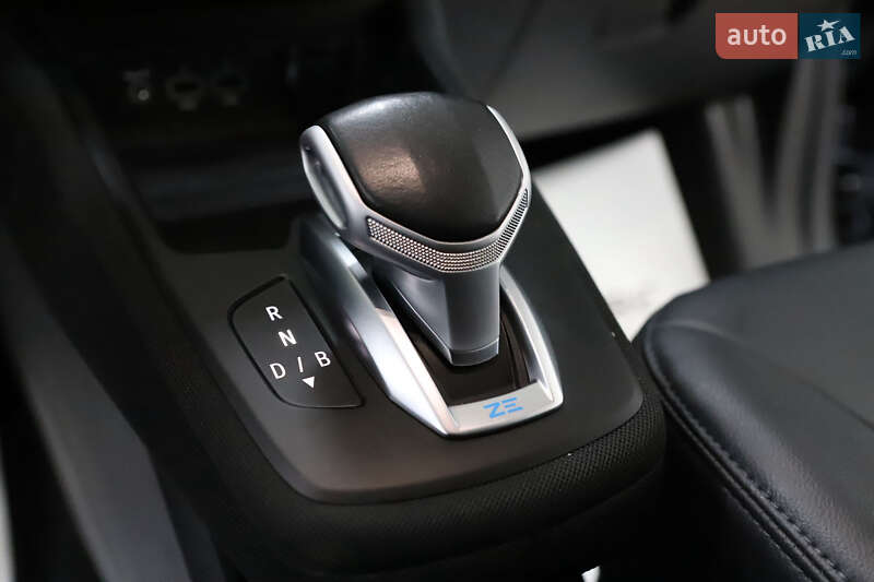 Хэтчбек Renault Zoe 2022 в Дрогобыче фото 58 Хэтчбек Renault Zoe 2022 в Дрогобыче