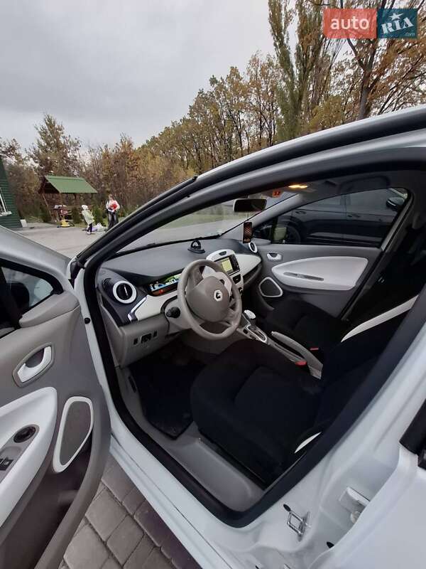 Хэтчбек Renault Zoe 2015 в Виннице фото 5 Хэтчбек Renault Zoe 2015 в Виннице