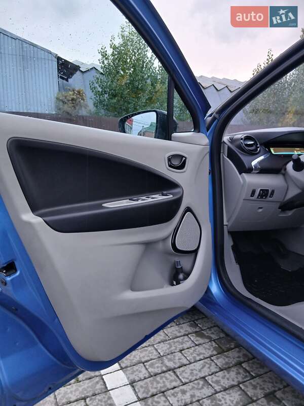 Хэтчбек Renault Zoe 2016 в Черкассах