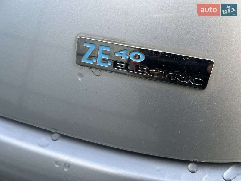 Хэтчбек Renault Zoe 2019 в Дрогобыче фото 39 Хэтчбек Renault Zoe 2019 в Дрогобыче