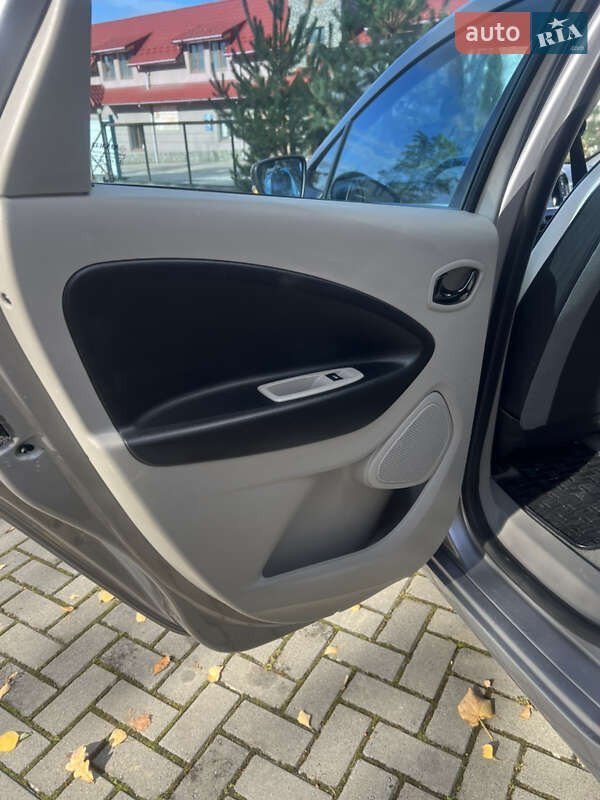 Хетчбек Renault Zoe 2015 в Золочеві