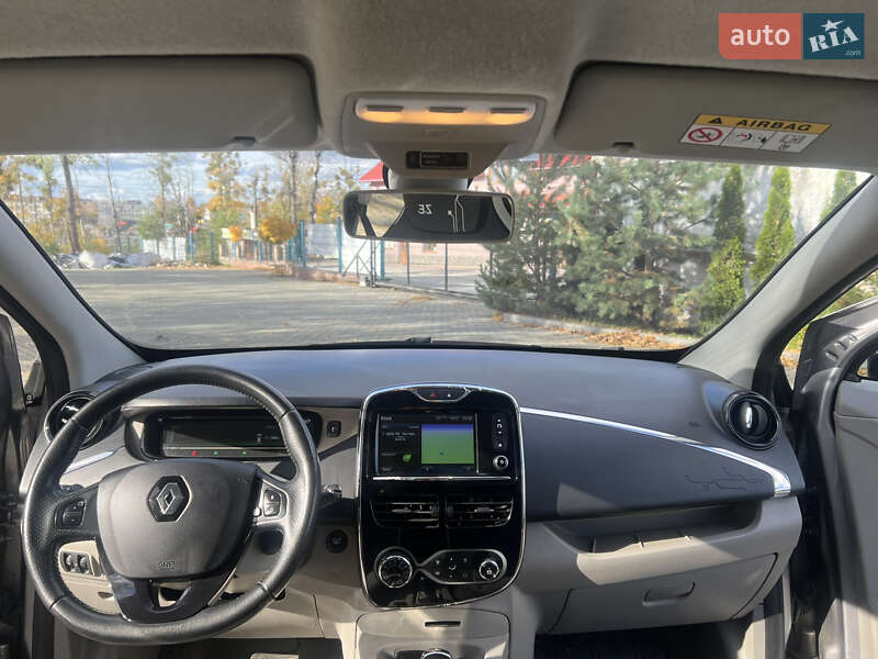 Хетчбек Renault Zoe 2015 в Золочеві
