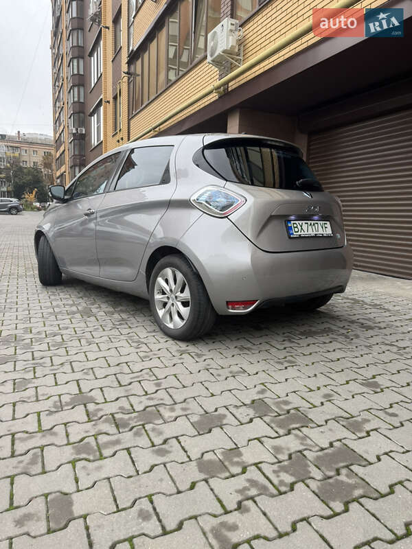 Хэтчбек Renault Zoe 2015 в Хмельницком