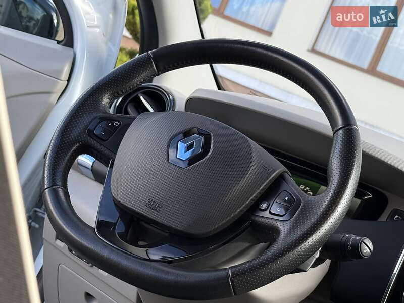 Хетчбек Renault Zoe 2013 в Дрогобичі