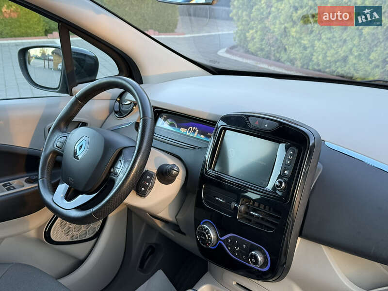 Хетчбек Renault Zoe 2014 в Стрию фото 30 Хетчбек Renault Zoe 2014 в Стрию