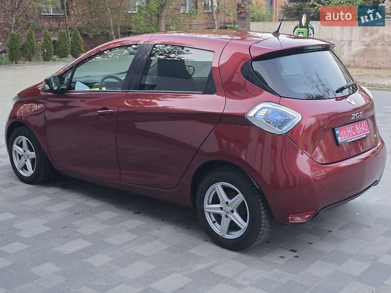 Хэтчбек Renault Zoe 2017 в Львове
