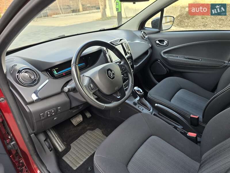 Хэтчбек Renault Zoe 2017 в Львове