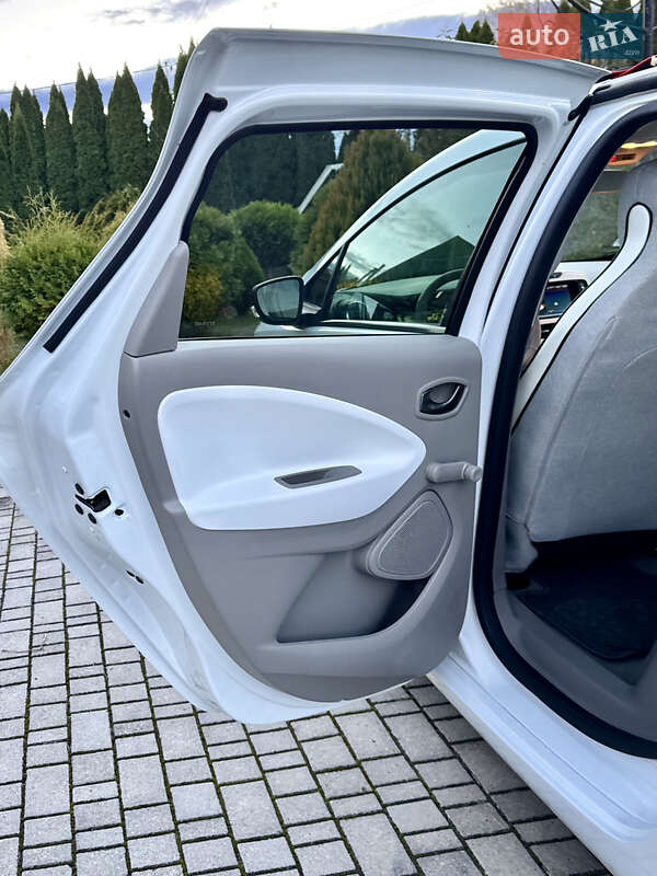 Хэтчбек Renault Zoe 2017 в Самборе фото 44 Хэтчбек Renault Zoe 2017 в Самборе