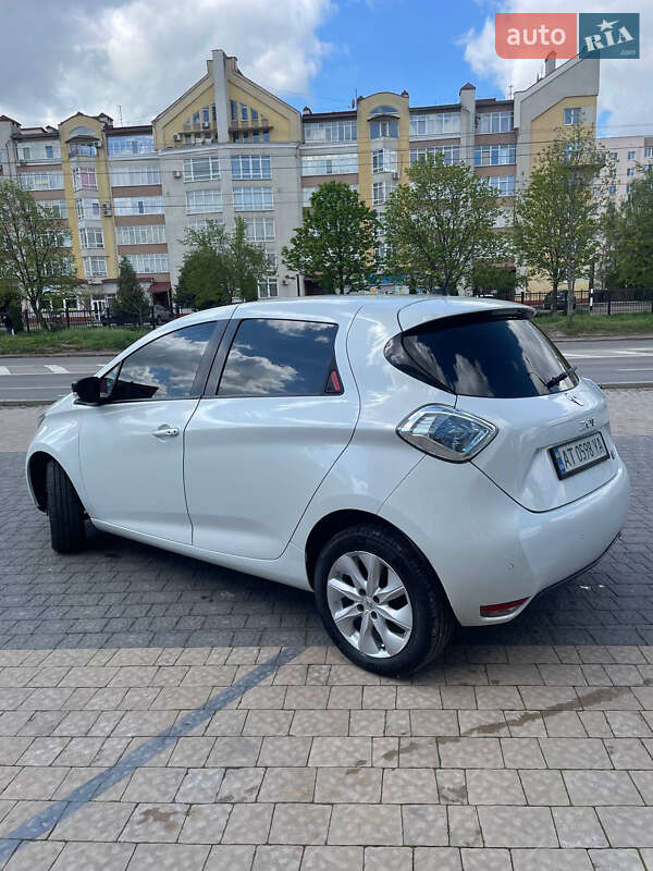 Хетчбек Renault Zoe 2013 в Івано-Франківську