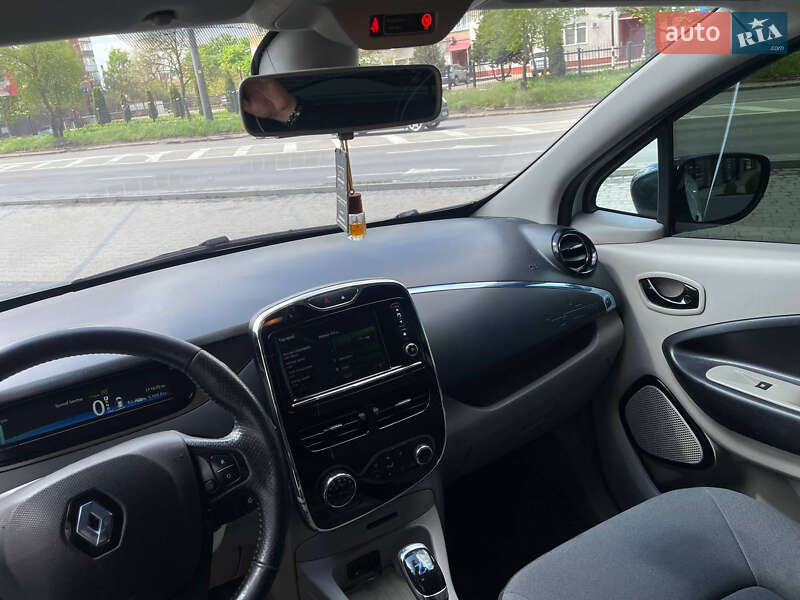 Хетчбек Renault Zoe 2013 в Івано-Франківську