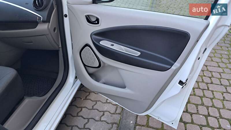 Хетчбек Renault Zoe 2016 в Львові фото 17 Хетчбек Renault Zoe 2016 в Львові