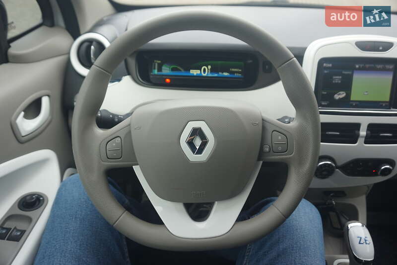 Хэтчбек Renault Zoe 2016 в Самборе фото 30 Хэтчбек Renault Zoe 2016 в Самборе
