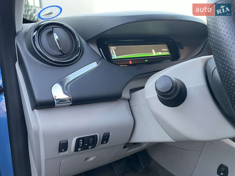 Хэтчбек Renault Zoe 2016 в Луцке фото 25 Хэтчбек Renault Zoe 2016 в Луцке