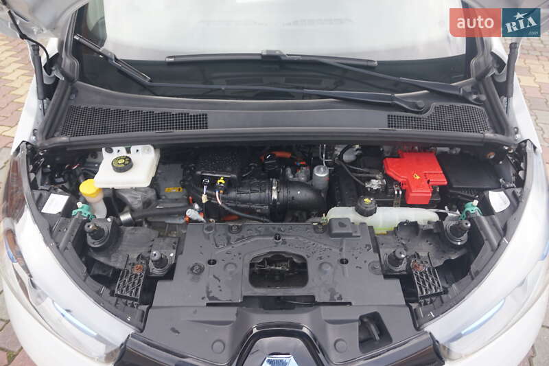 Хэтчбек Renault Zoe 2016 в Самборе фото 51 Хэтчбек Renault Zoe 2016 в Самборе