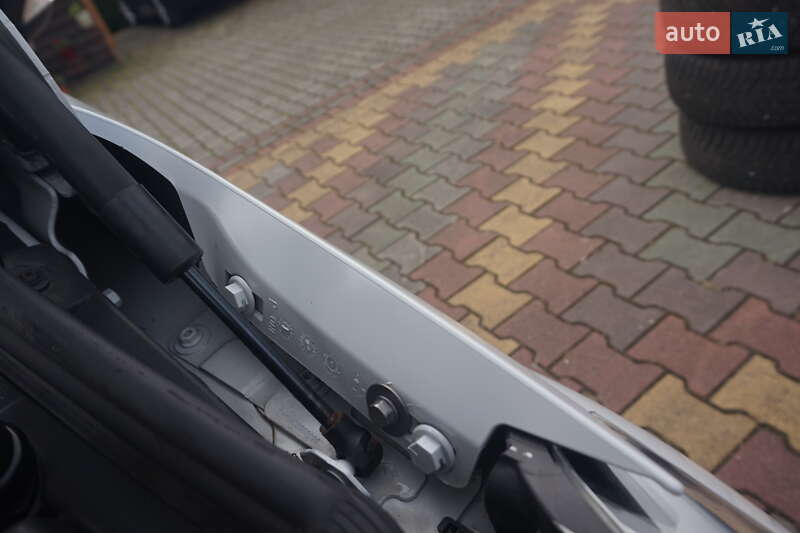 Хэтчбек Renault Zoe 2016 в Самборе фото 53 Хэтчбек Renault Zoe 2016 в Самборе