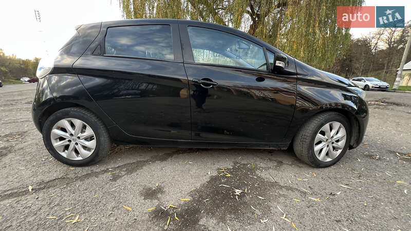 Хэтчбек Renault Zoe 2015 в Ивано-Франковске фото 5 Хэтчбек Renault Zoe 2015 в Ивано-Франковске