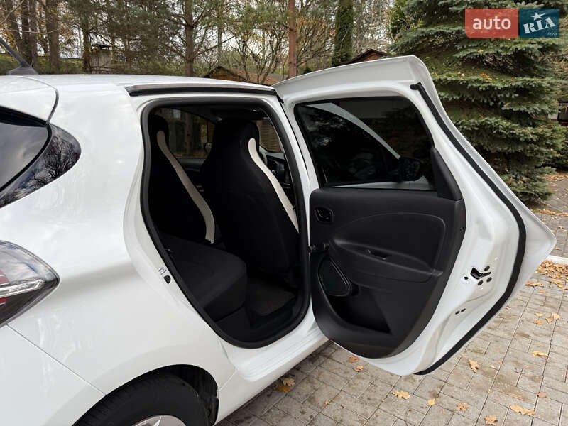Хэтчбек Renault Zoe 2020 в Дрогобыче фото 10 Хэтчбек Renault Zoe 2020 в Дрогобыче