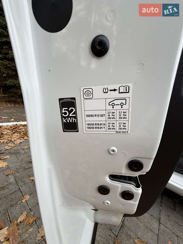 Хэтчбек Renault Zoe 2020 в Дрогобыче фото 26 Хэтчбек Renault Zoe 2020 в Дрогобыче