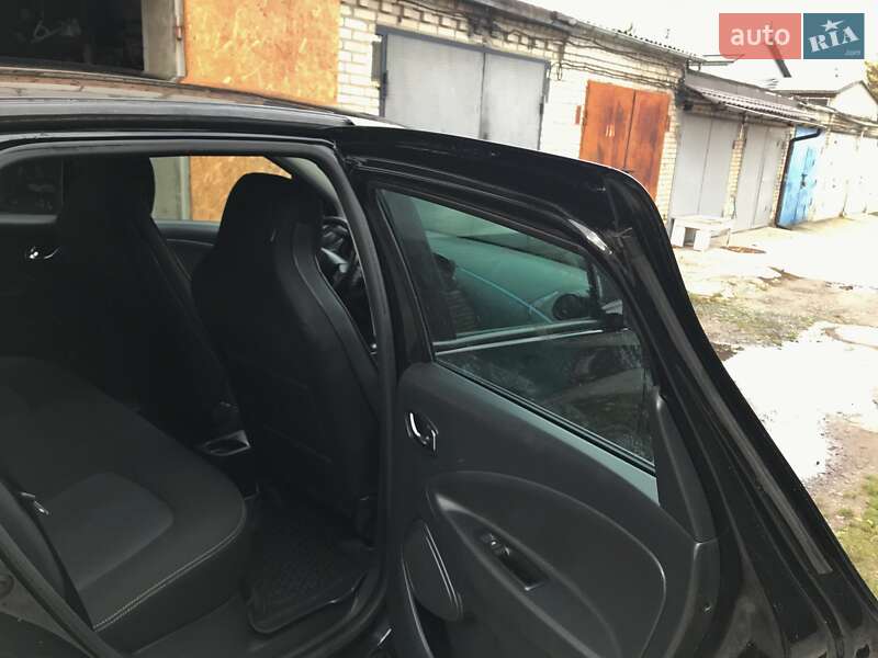 Хэтчбек Renault Zoe 2017 в Луцке