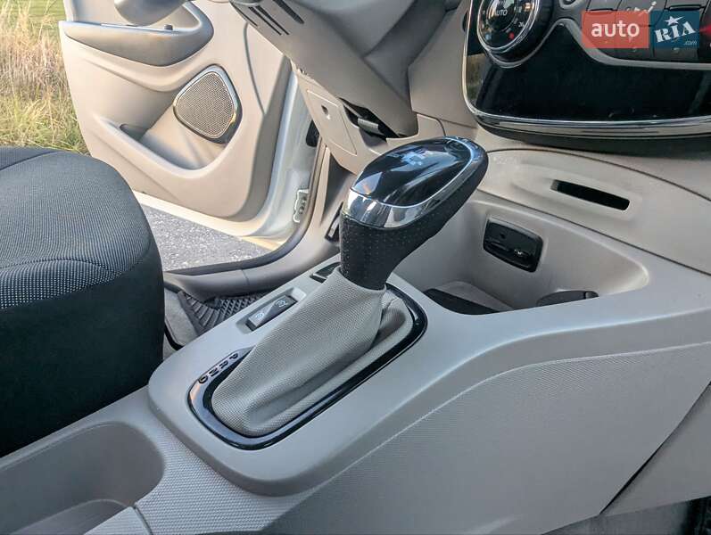 Хэтчбек Renault Zoe 2016 в Дрогобыче