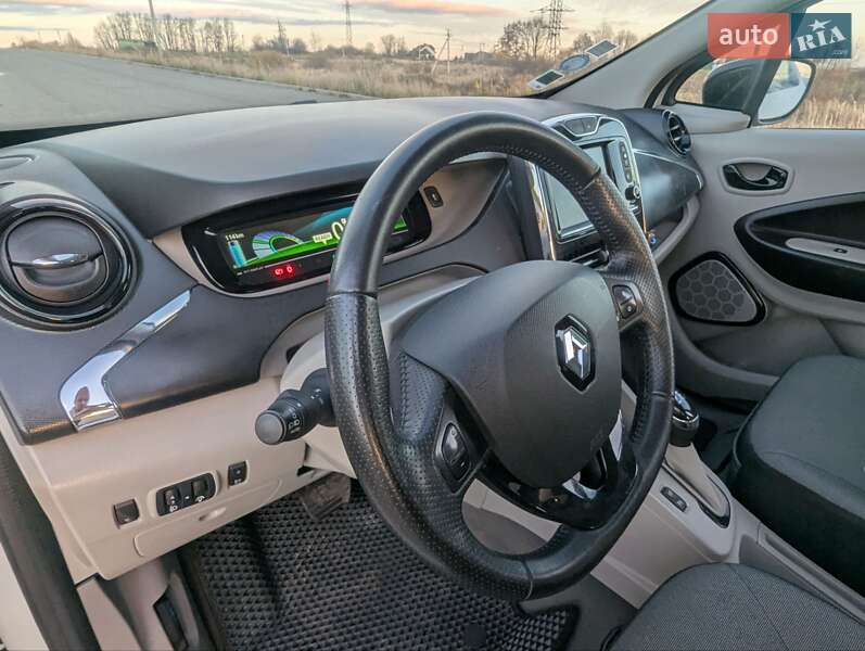 Хэтчбек Renault Zoe 2016 в Дрогобыче