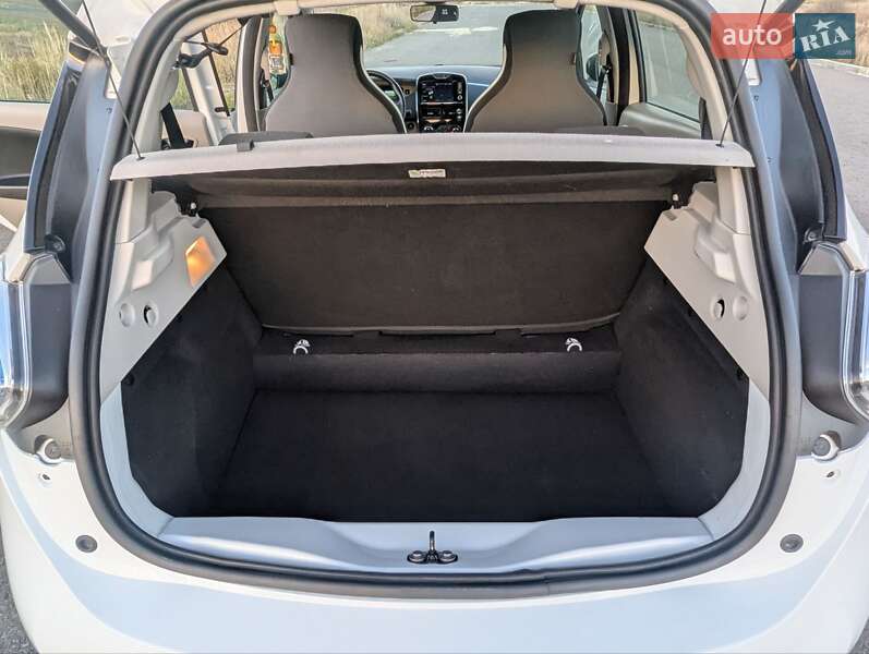 Хэтчбек Renault Zoe 2016 в Дрогобыче