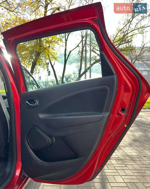 Хэтчбек Renault Zoe 2020 в Киеве фото 10 Хэтчбек Renault Zoe 2020 в Киеве