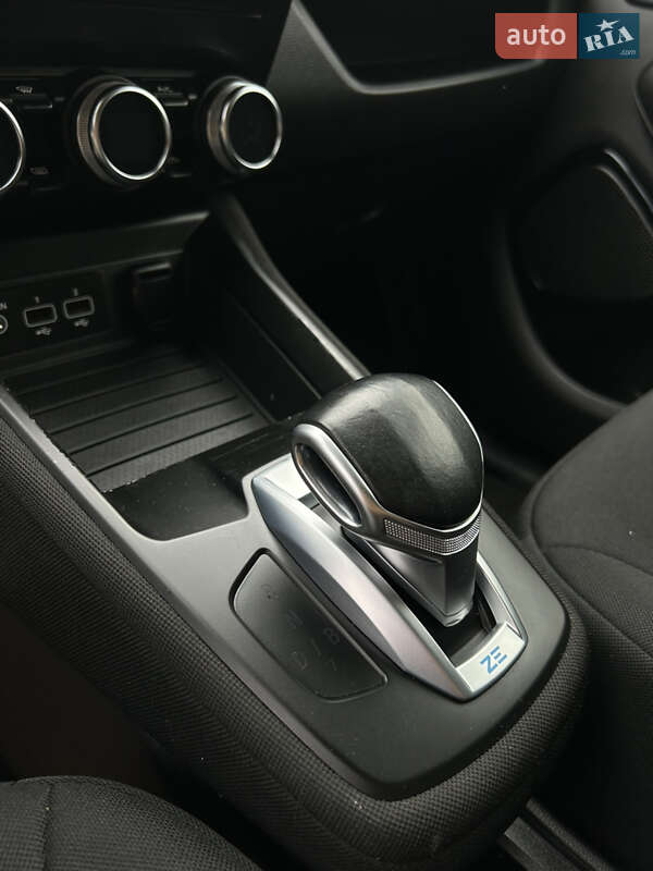 Хэтчбек Renault Zoe 2021 в Коломые фото 51 Хэтчбек Renault Zoe 2021 в Коломые