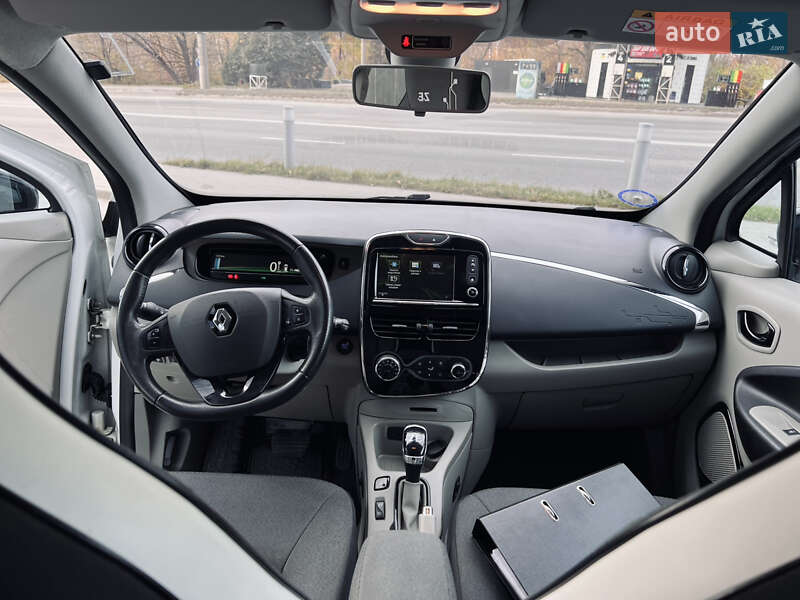 Хэтчбек Renault Zoe 2015 в Тернополе
