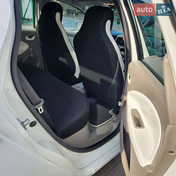 Хэтчбек Renault Zoe 2017 в Ровно фото 5 Хэтчбек Renault Zoe 2017 в Ровно