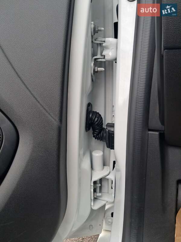 Хэтчбек Renault Zoe 2023 в Ровно фото 9 Хэтчбек Renault Zoe 2023 в Ровно