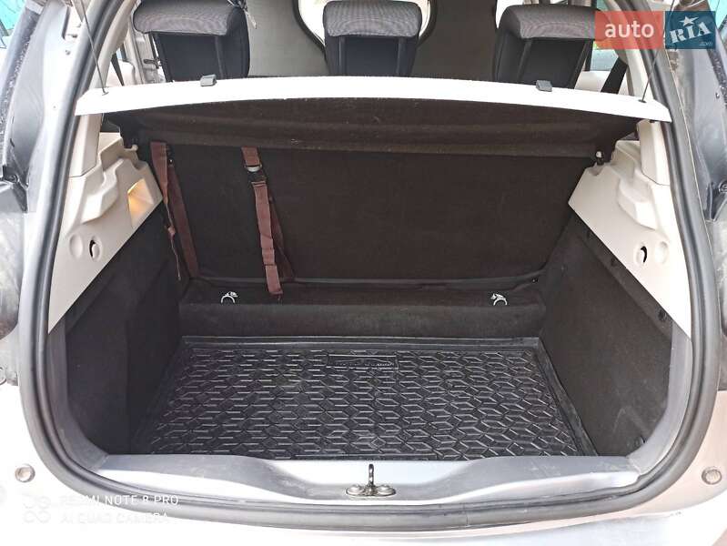 Хэтчбек Renault Zoe 2015 в Ковеле