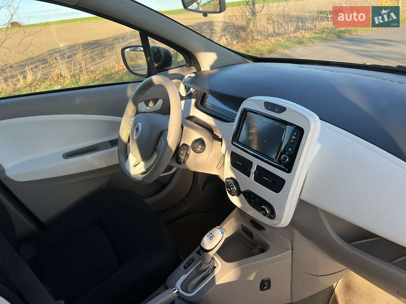 Хетчбек Renault Zoe 2017 в Демидівці