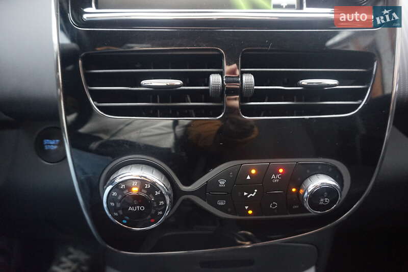 Хэтчбек Renault Zoe 2018 в Самборе фото 36 Хэтчбек Renault Zoe 2018 в Самборе