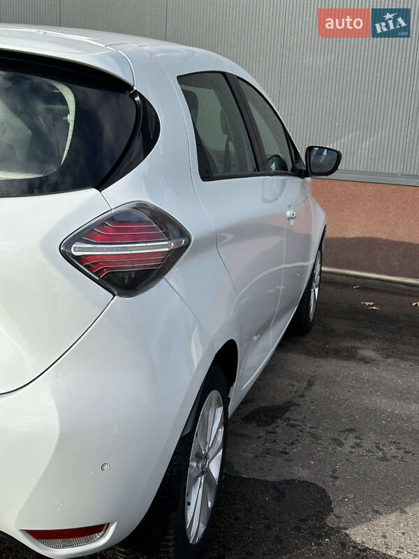 Хэтчбек Renault Zoe 2020 в Долине