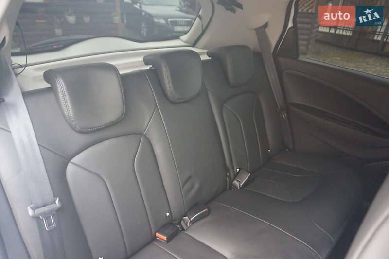 Хэтчбек Renault Zoe 2020 в Самборе