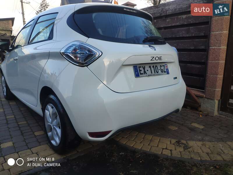 Хэтчбек Renault Zoe 2017 в Львове
