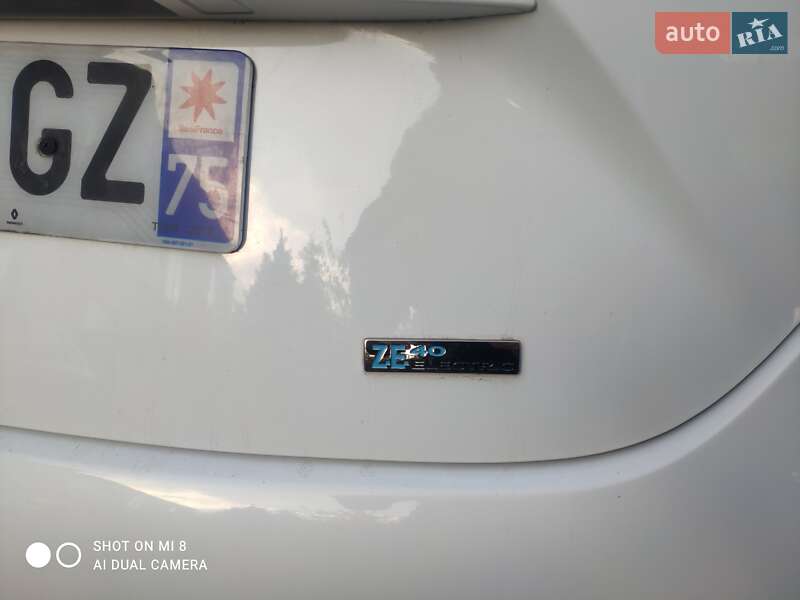 Хэтчбек Renault Zoe 2017 в Львове