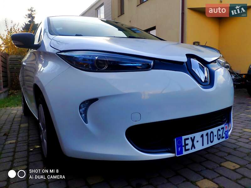 Хэтчбек Renault Zoe 2017 в Львове