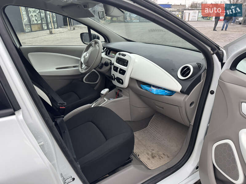 Хетчбек Renault Zoe 2017 в Звягелі фото 8 Хетчбек Renault Zoe 2017 в Звягелі