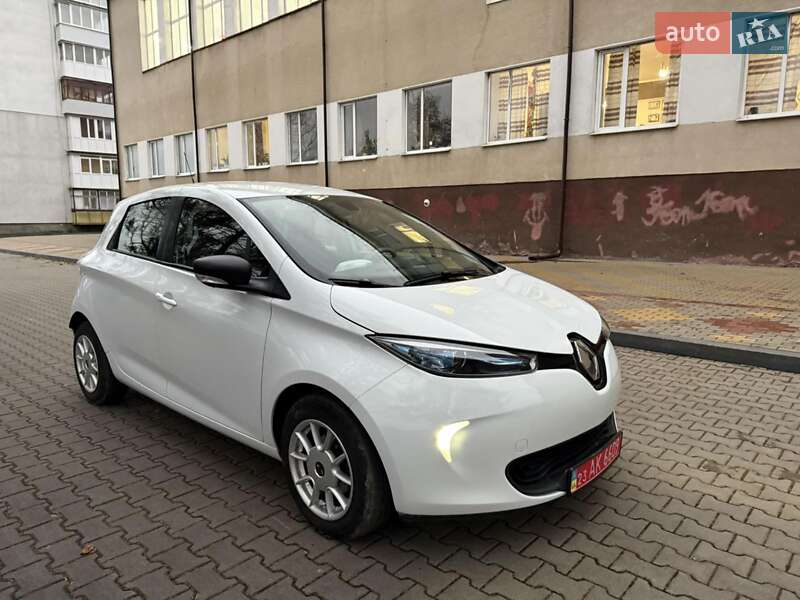 Хэтчбек Renault Zoe 2017 в Звягеле фото 3 Хэтчбек Renault Zoe 2017 в Звягеле