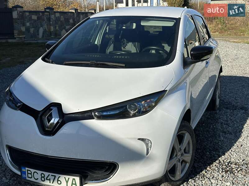 Хэтчбек Renault Zoe 2018 в Городке