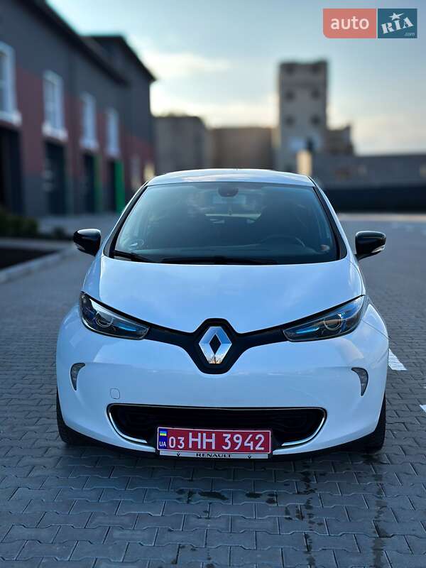 Хетчбек Renault Zoe 2017 в Дубні
