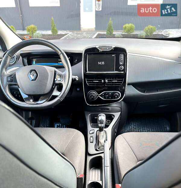 Хетчбек Renault Zoe 2017 в Дубні