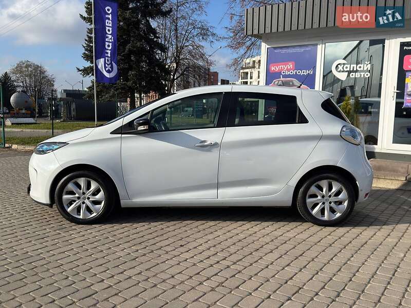 Хэтчбек Renault Zoe 2016 в Львове