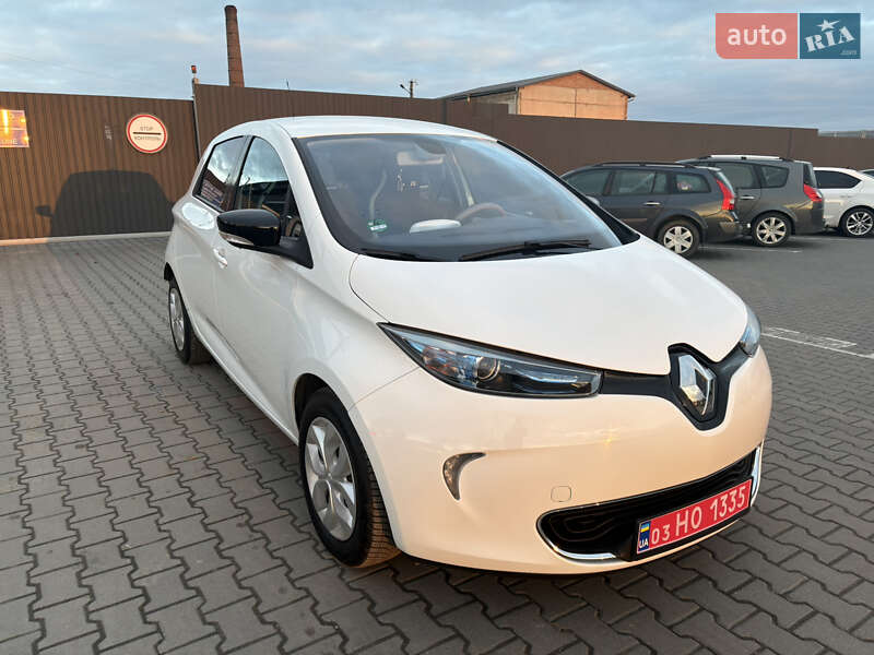 Хэтчбек Renault Zoe 2015 в Дубно