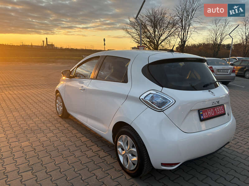 Хэтчбек Renault Zoe 2015 в Дубно